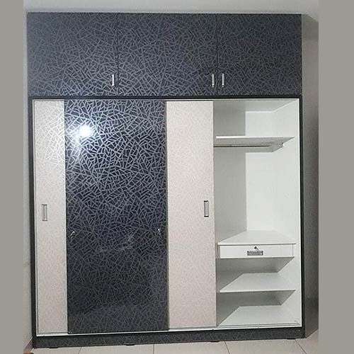 Sliding-Door Wardrobe